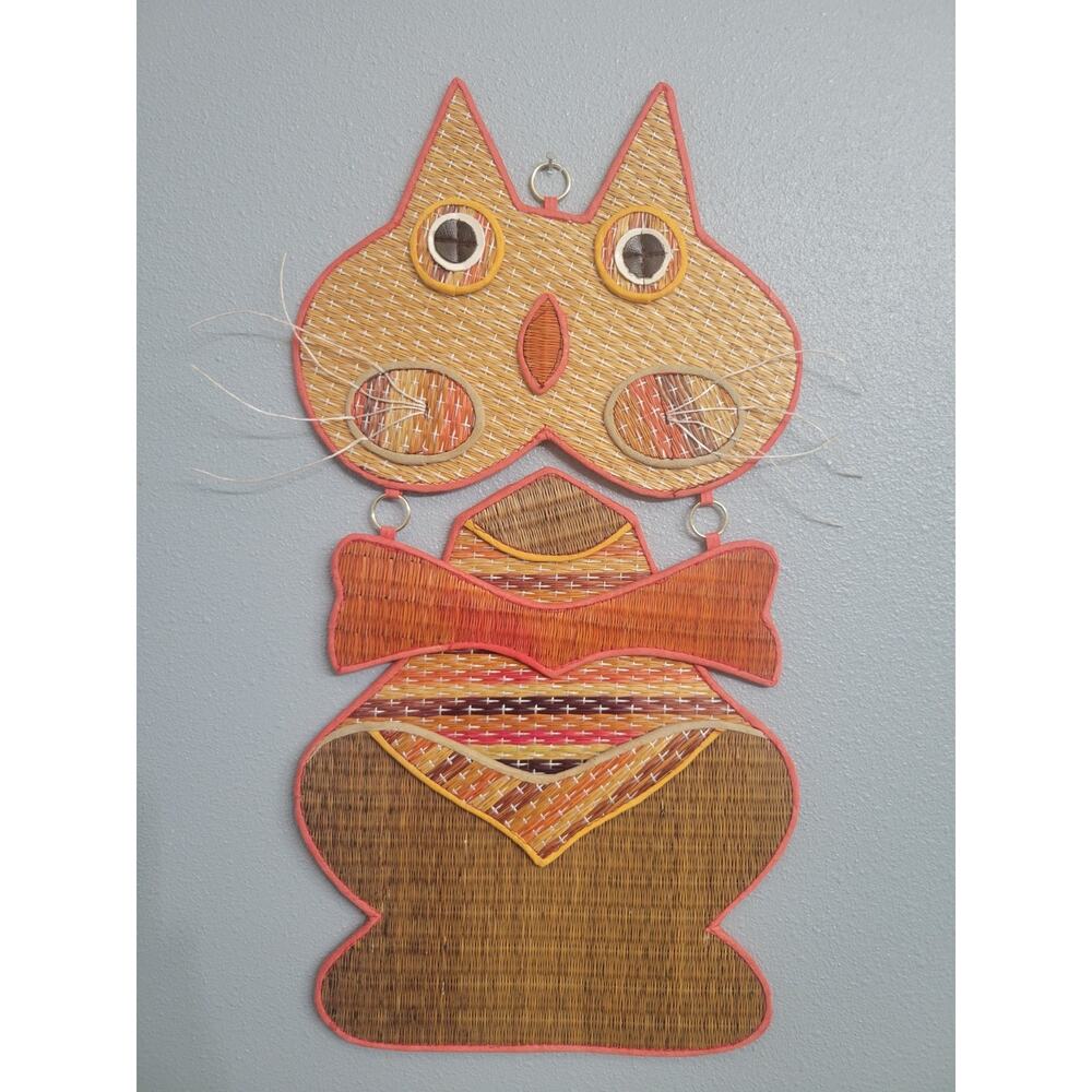Vintage Woven Straw Cat Wall Hanging - Mail Holder or Coaster Caddy (Holder Only